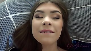 Bungler POV fucking coupled nearby orgasms nearby a super hot teen (Winter Jade)